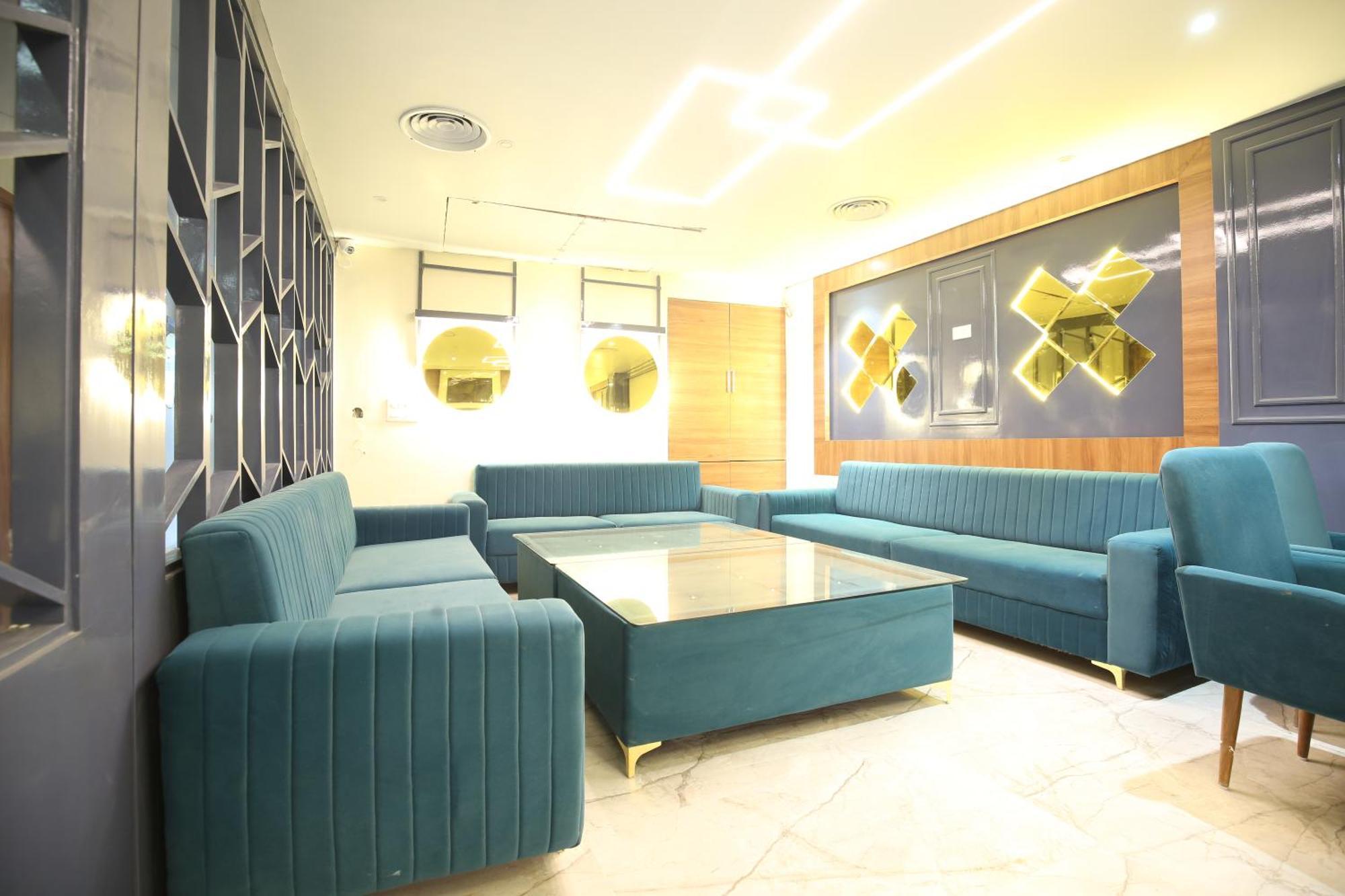 Nayyar Regency - Near Golden Temple Hotel 3*