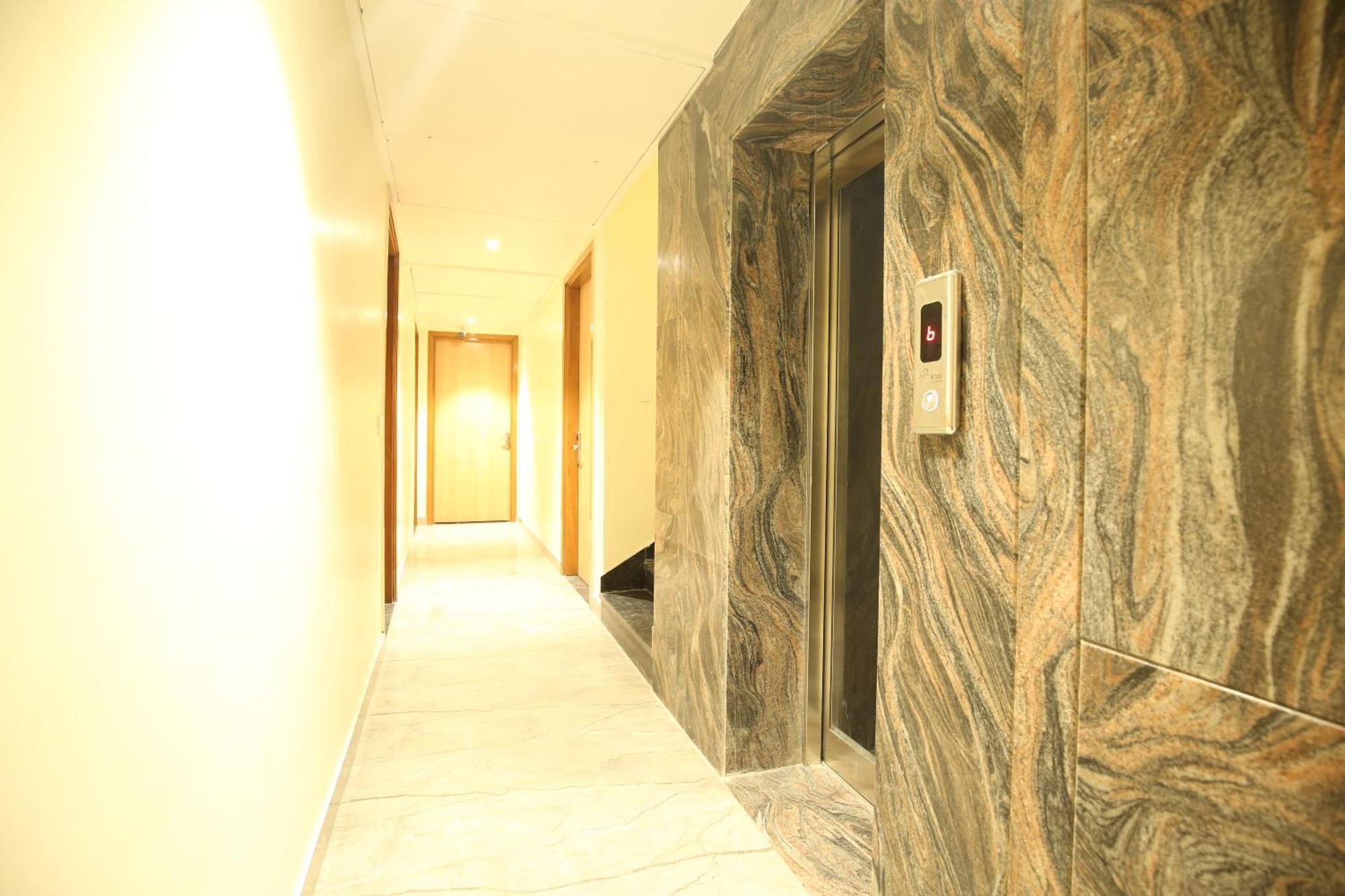 Nayyar Regency - Near Golden Temple 3*